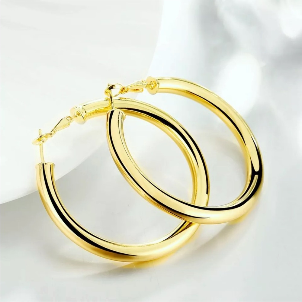 New Yellow GP thick Light Weight Hoop Earrings - Picture 3 of 7